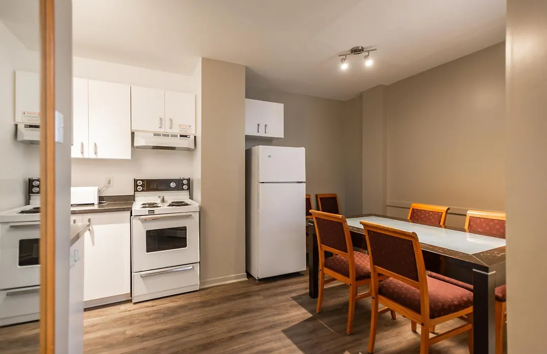 Hotel Le Roberval-1
